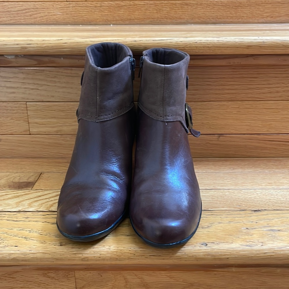 Clarks Bendables Brown Leather Boots Size 9M